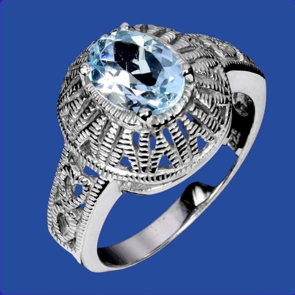 925 Sterling Silver Ring Sz 8 with Natural Oval Sky Blue Topaz 8x6mm Gem